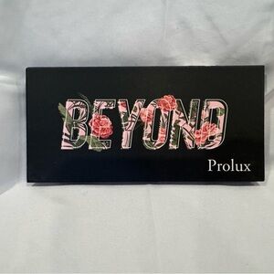 NIB Prolux Beyond Eyeshadow Palette 21 shades